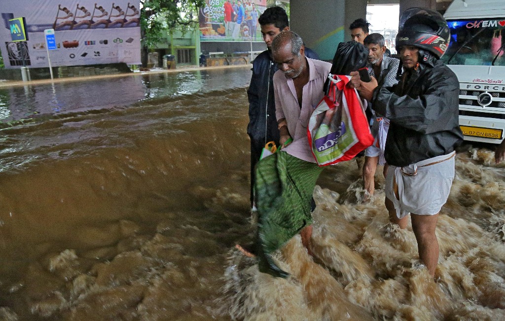 Floods hit rubber output in southern Indian state as death toll rises to 79