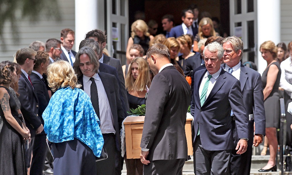 Flipboard Private funeral mass held for granddaughter of Robert F. Kennedy Flipboard Private funeral mass held for granddaughter of Robert F. Kennedy