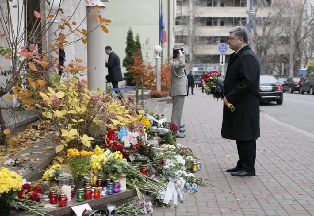 Ukraine's President Petro Poroshenko near the French embassy in Kiev