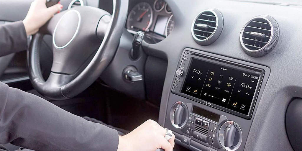 Sony's 6.4-inch CarPlay/Android Auto receiver hits new low at $400 ($150 off) - 9to5Toys