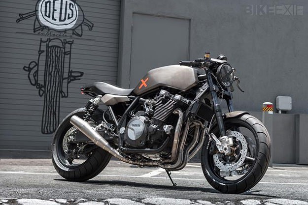 Yamaha XJR1300 by Deus