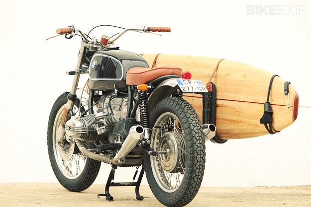 BMW R65 + surfboard