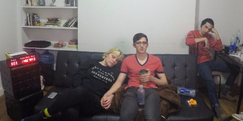 Time-lapse shows the agony of watching TV for 94 hours straight — a new world record
