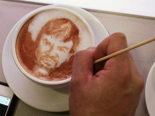 20 awesome photos of extreme latte art