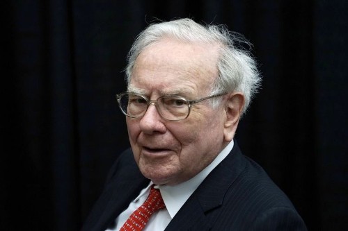 Lunch with Warren Buffett auctioned for $2.35 million