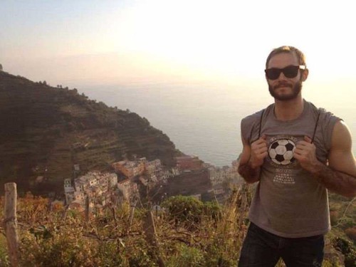 14 money-saving travel hacks from the ‘Man Who Flies For Free’