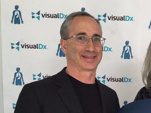 Apple CEO Tim Cook gave a shout-out to a $100-per-year app for doctors — here's what it does