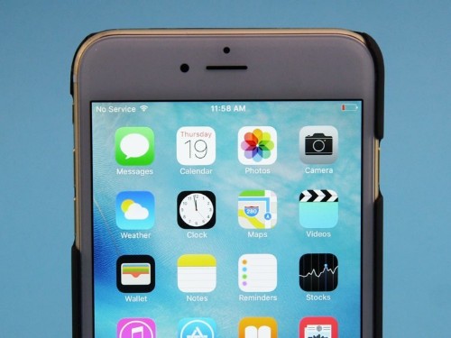 Here's the secret way to hide the iPhone apps that Apple won't let you delete