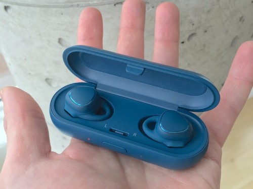 I just tried Samsung's first truly wireless earbuds — here's what they're like