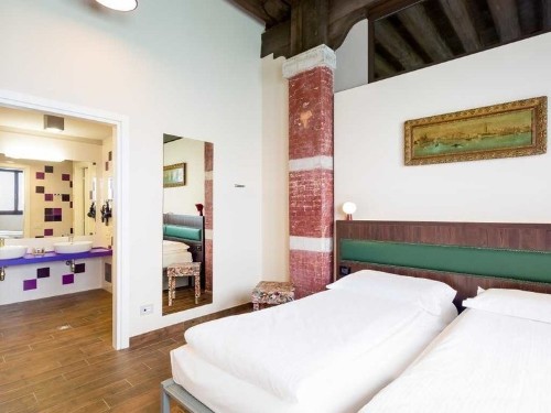 Poshtels are the hot new trend in the travel industry — here's what they are