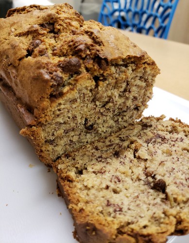 I made banana bread with Meghan Markle's secret ingredients, and it was delicious