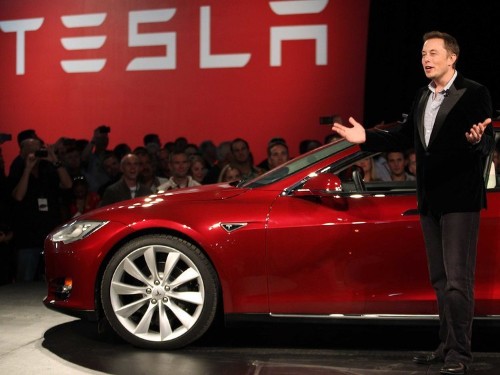 Elon Musk just shared new details about Tesla’s car-sharing service of the future