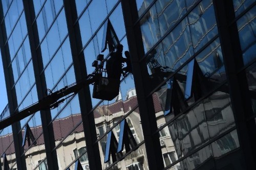 China property firm fails to make bond payment