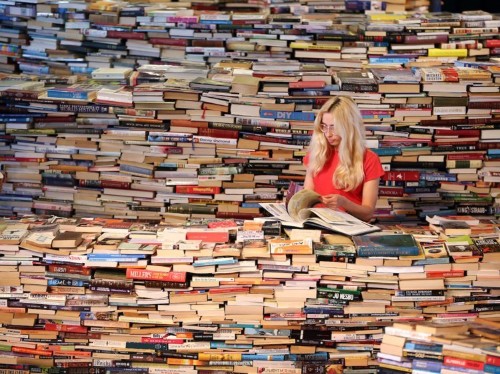 I read 15 books this year on happiness, productivity, and success — here are the most meaningful insights I've taken away