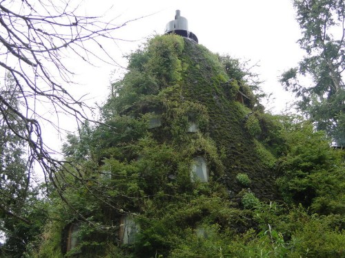 17 bizarre yet beautiful hotels around the world