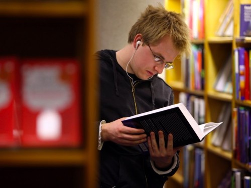 10 books to read in you 20s to make your 30s even better