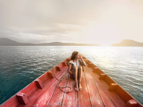A travel photographer reveals a simple trick for taking unforgettable vacation pictures