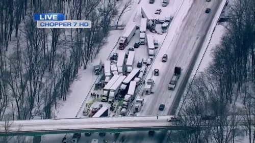 At Least 2 Dead In Massive Pileup Involving 'Too Many Vehicles To Count' Near Chicago