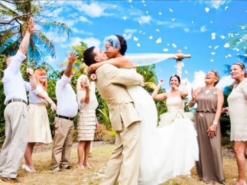 12 apps you need to plan the perfect wedding