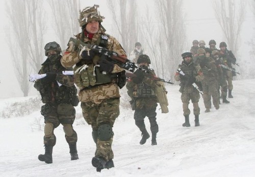 Poroshenko and US press Putin on Ukraine violence