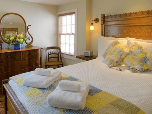 10 Charming American Bed & Breakfasts Around The US