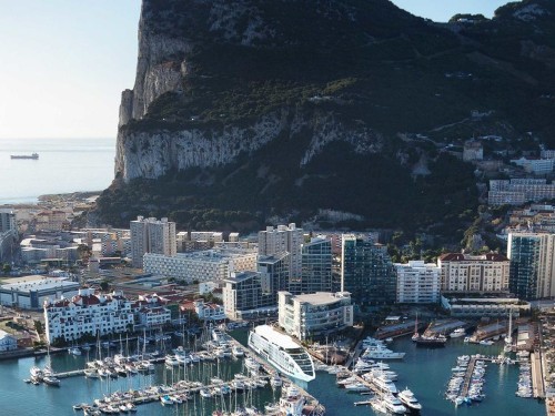The World's First 5-Star Yacht Hotel Will Never Set Sail