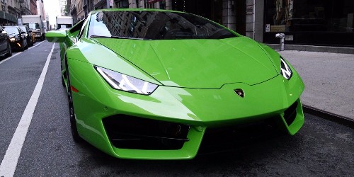 We took a ride in this $261,000 Lamborghini Huracán — here's what it's like