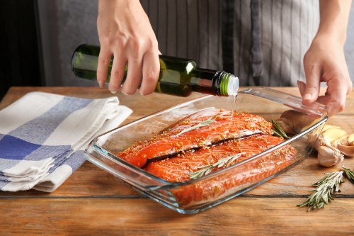 A cancer researcher who's been on the keto diet for 6 years explains how he does it