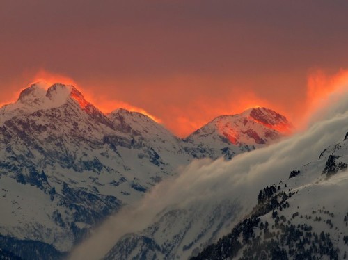 The most breathtaking natural wonder in every state