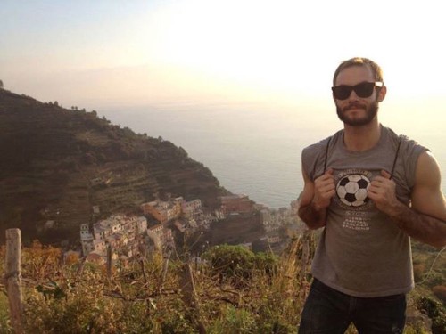 This guy has gamed the airline industry so he never has to pay for a flight again