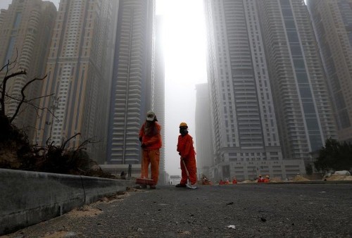 Huge blaze guts 79-floor Dubai skyscraper