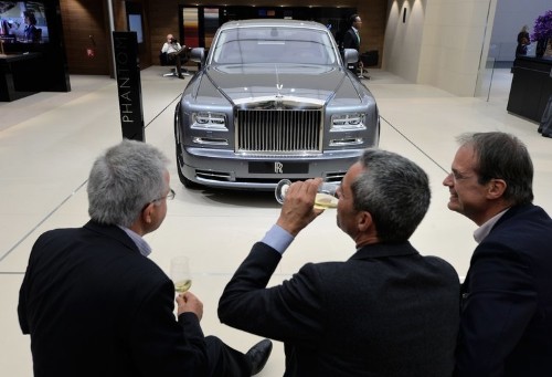 A sociologist trained to become a tax-avoidance expert — here's what she learned about how the ultra wealthy keep their money