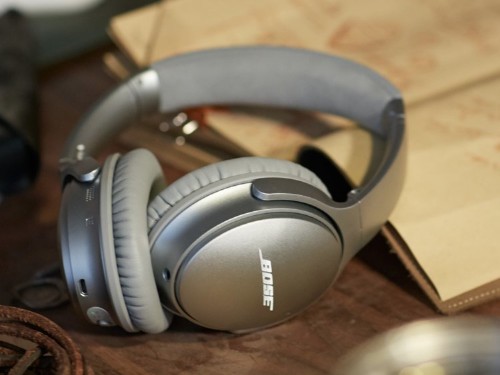 Bose has made the only noise-cancelling headphones you should buy