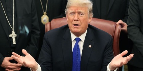Trump reportedly thinks he won't get much blowback for his repeated insults about John McCain