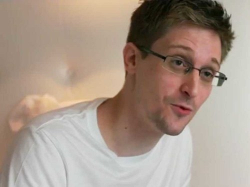 Here's Why Edward Snowden Refuses To Use An iPhone