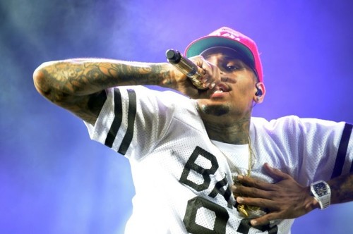 Chris Brown rants, breakdances while marooned in Philippines