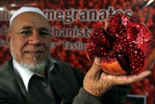 Here are all the health benefits you get from drinking pomegranate juice