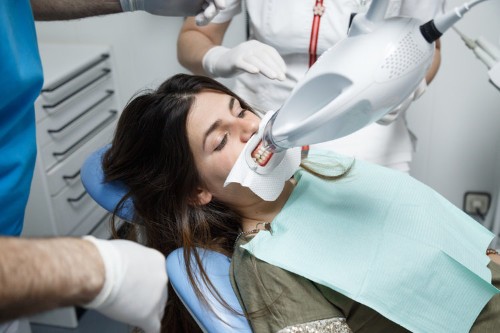 What you should know about teeth whitening before you try it at home