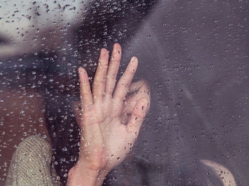 Manipulative people brainwash their partners using something called 'perspecticide' — here are the signs it's happening to you