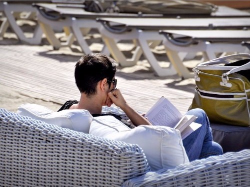 An executive coach explains how to learn in 2 days what normally takes 6 months