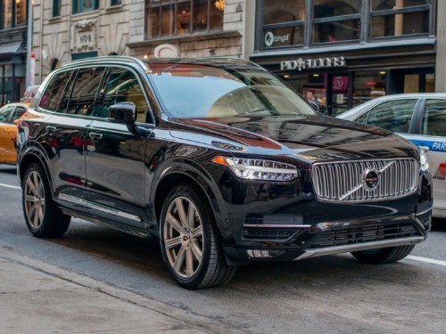 We drove a $65,000 Audi Q7 and a $60,000 Volvo XC90 to find out which one is a better luxury SUV — here's the verdict