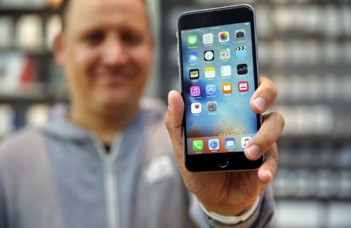 How to clear the cache on your iPhone and make it run faster