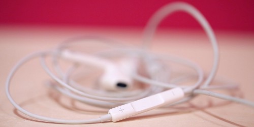 15 things you didn't know your iPhone headphones could do