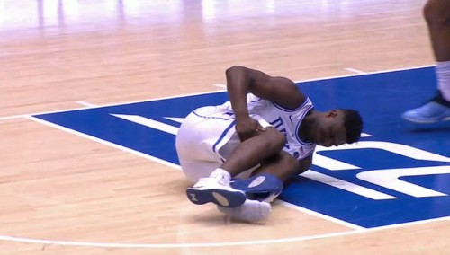 Zion Williamson's shoe exploded and he appeared to injure his knee in first minute against North Carolina