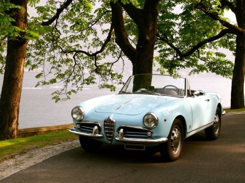 These 8 luxury hotels will let you borrow hot cars for the day