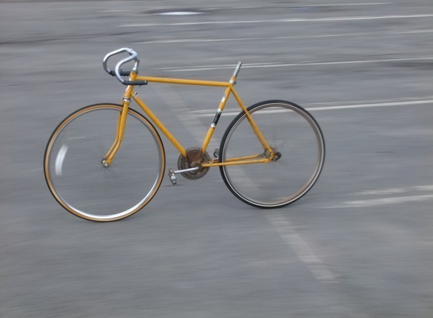 The Weird, Wonderful Science of How Bicycles Balance Themselves