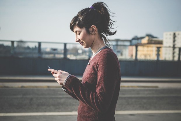This App Generates Hidden-Message Orbs Your Friends Must Physically Locate