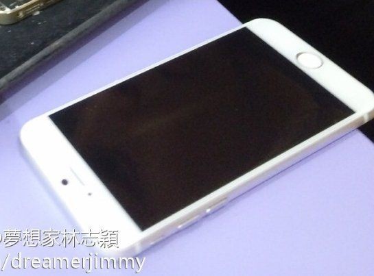 Renowned leaker posts picture of the massive 5.5-inch iPhone 6
