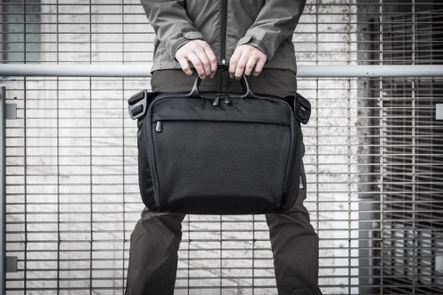 Carry your 15-inch MacBook Pro in style with this gorgeous saddle bag