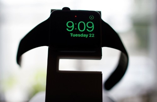 Get out of bed with Apple Watch’s new Nightstand mode